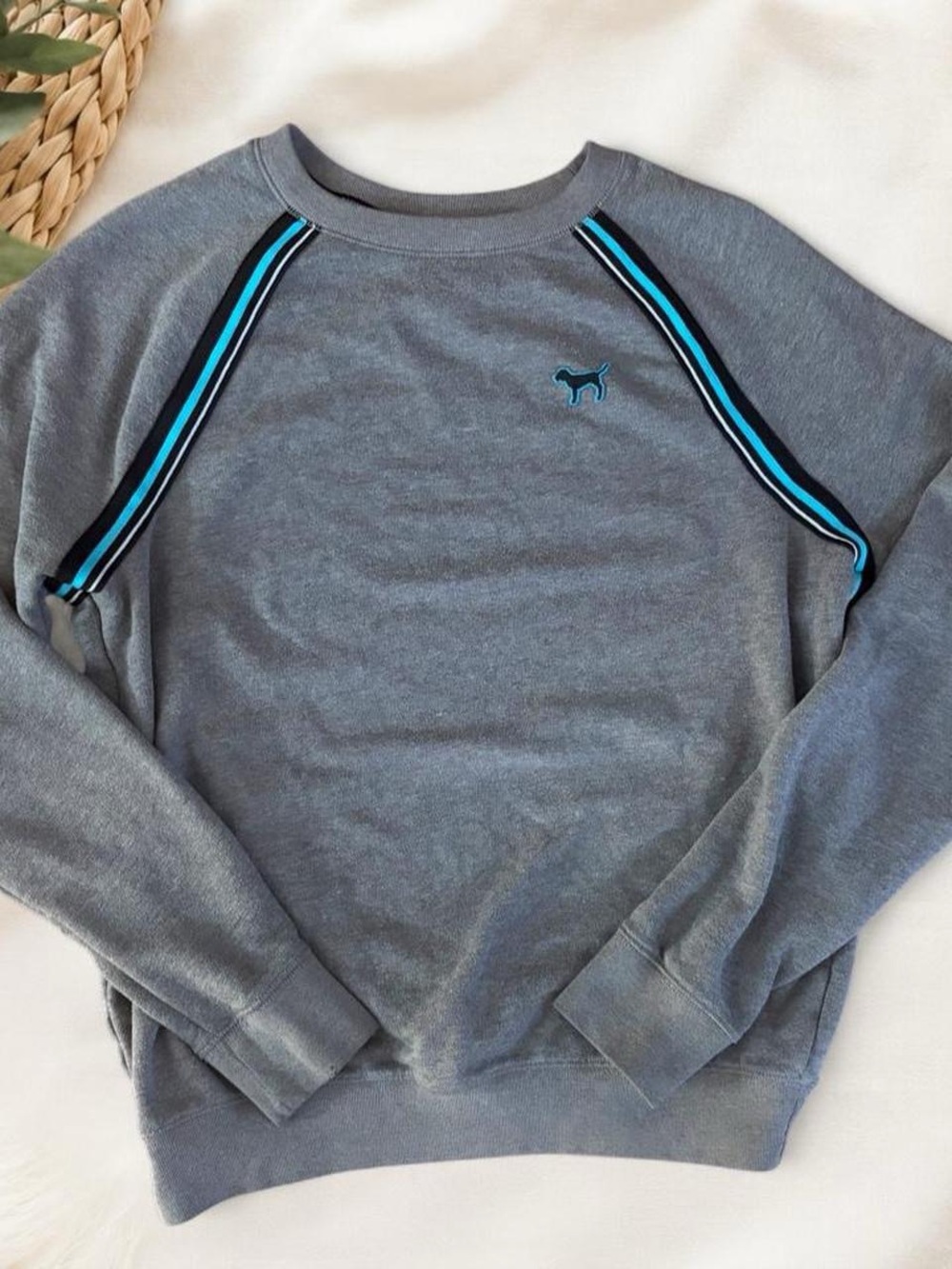 PINK Victoria's Secret XS Grey Perfect Crew Pull Over Sweatshirt Teal Striped
